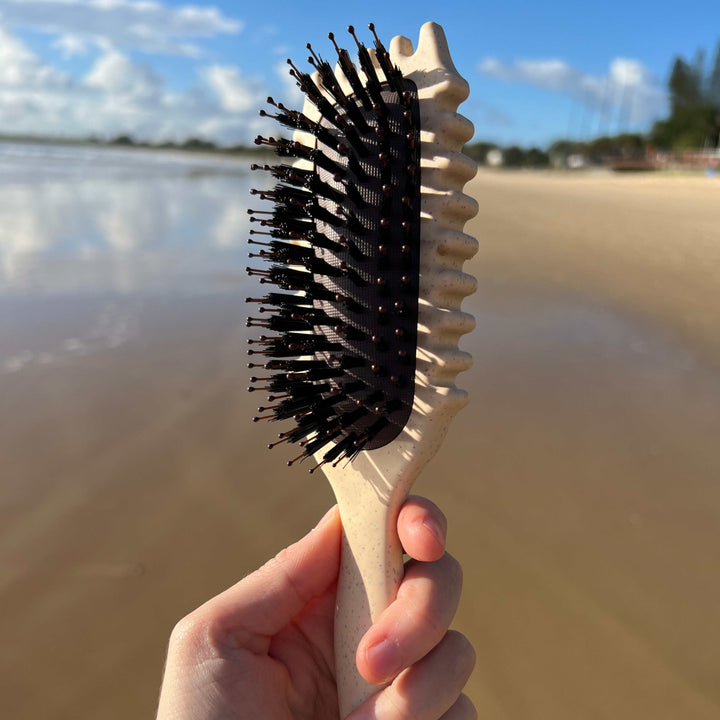 Curl Definition Styling brush