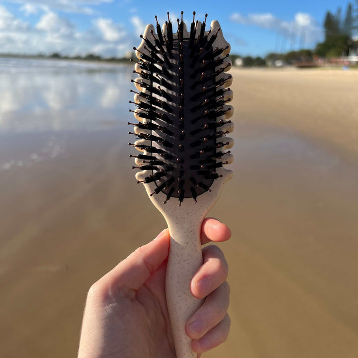 Curl Definition Styling brush