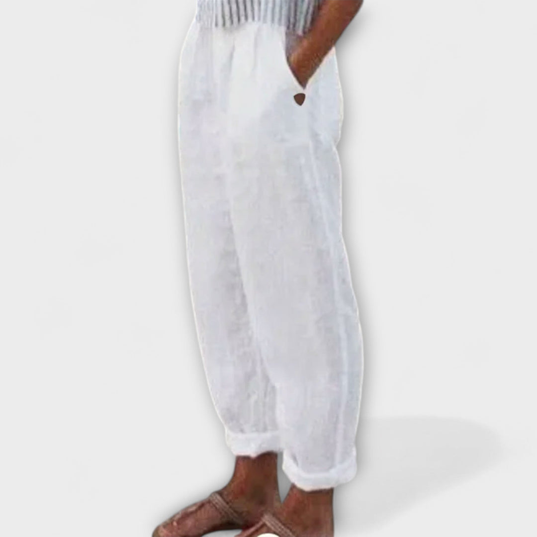 Clara – Trousers with Soft Waistband and Practical Side Pockets