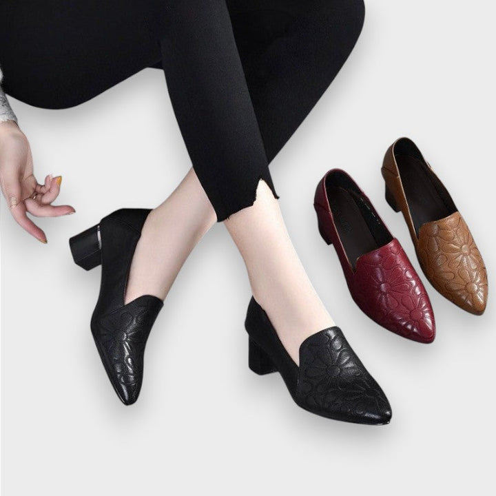 Nala | Soft Pumps made from Vegan Leather with Embroidery