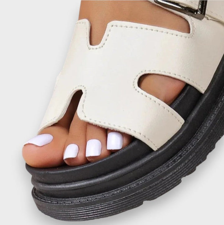 Amaris | Orthopaedic Sandals with H-Design